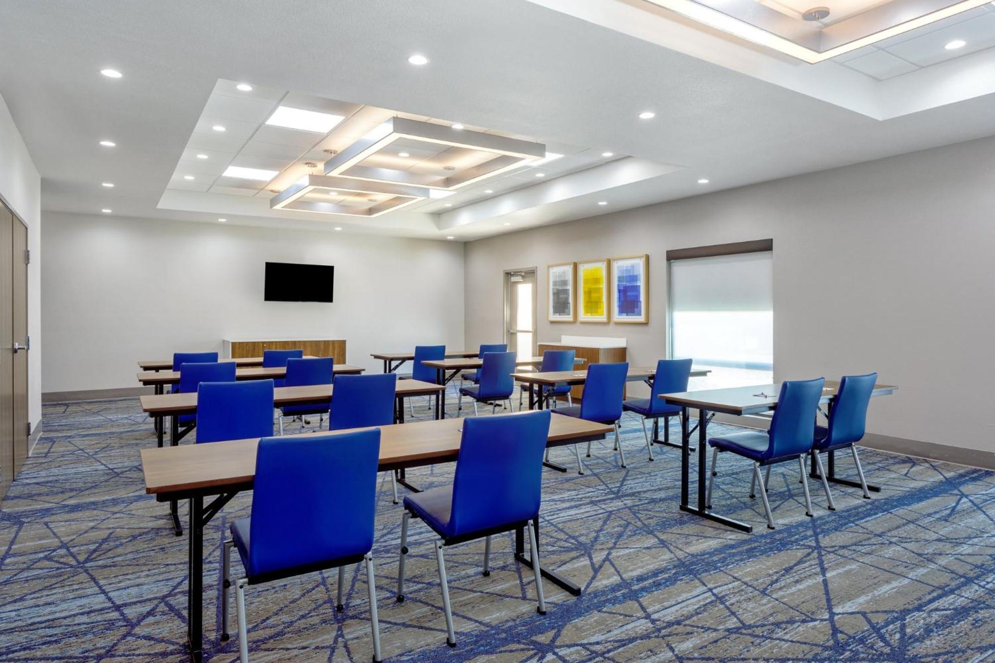 Holiday Inn Express & Suites Macclenny By Ihg Exterior photo